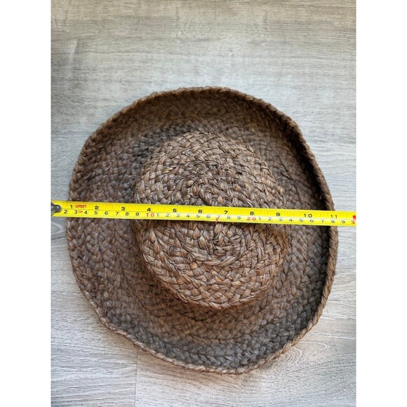 Helen Kaminski Australia 100% Raffia Brown Brimmed Sun Hat.